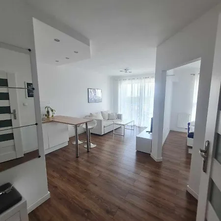 Apartmán Sunrise - Self Check-in 24h Poznaň